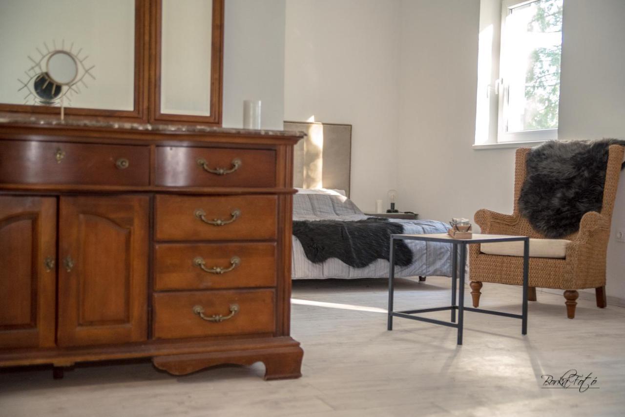 Green Paradise Vendeg Es Rendezvenyhaz Apartment Szentpeterfa Bagian luar foto